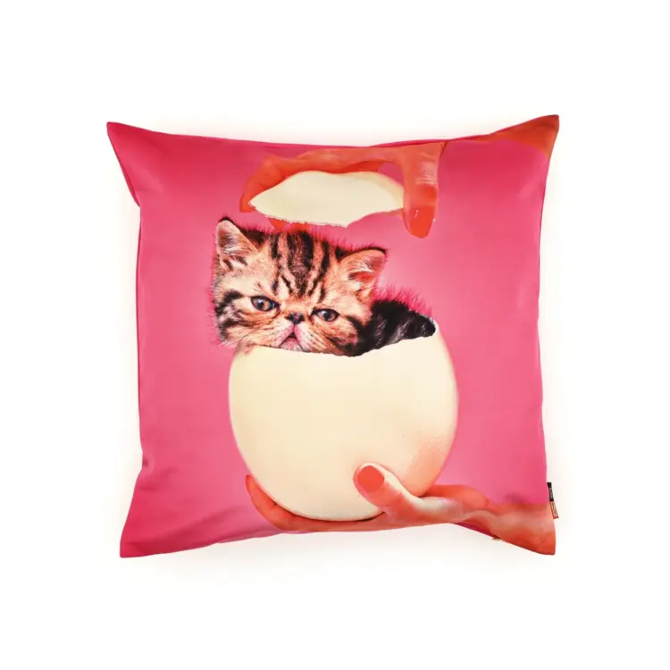 Cuscino cat surprise – Seletti x TOILETPAPER Magazine